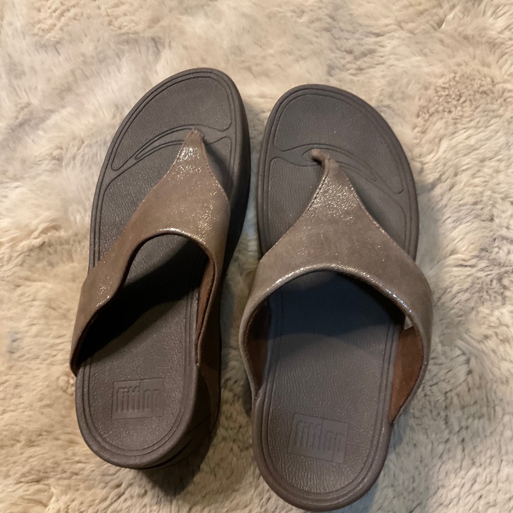 Fitflop‎ Lulu Shimmersuede Size 7 Toe Post Sandals Bronze Shimmer Wobble Board - Picture 8 of 8